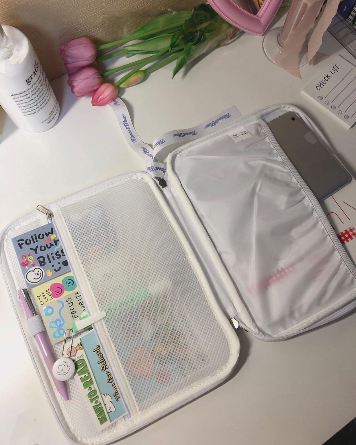 Maiden Heart Tablet Laptop Storage Bag